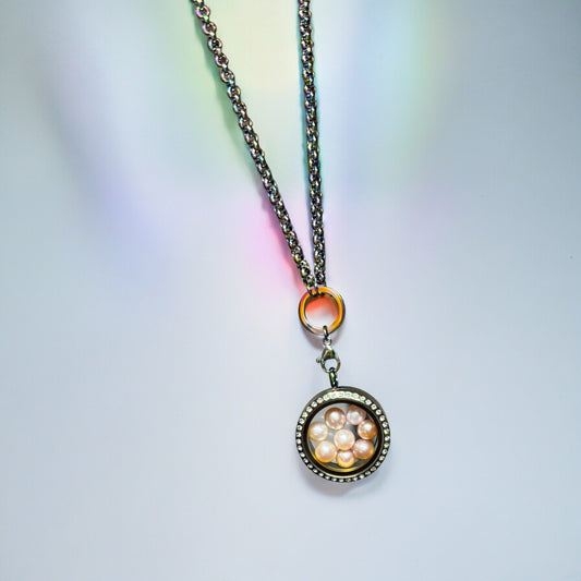 Multicolored CZ Circle Pearl Cage