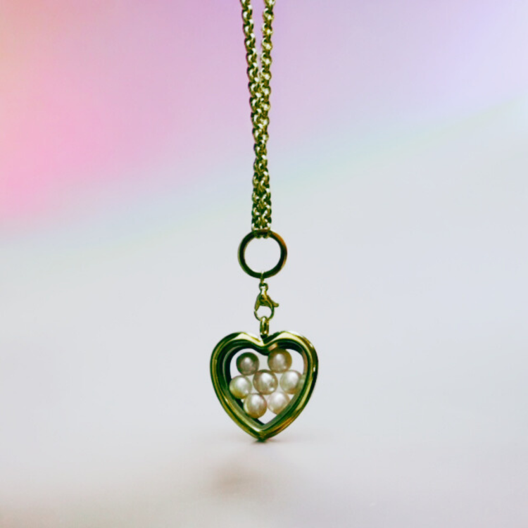 Gold Heart Pearl Cage