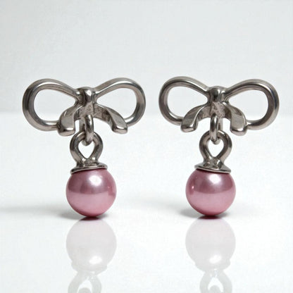Bowtiful Pearls