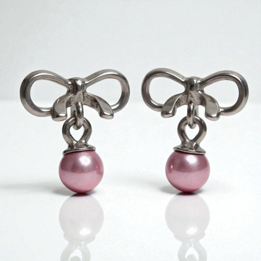 Bowtiful Pearls