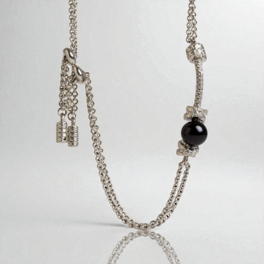 Knotty Pearl