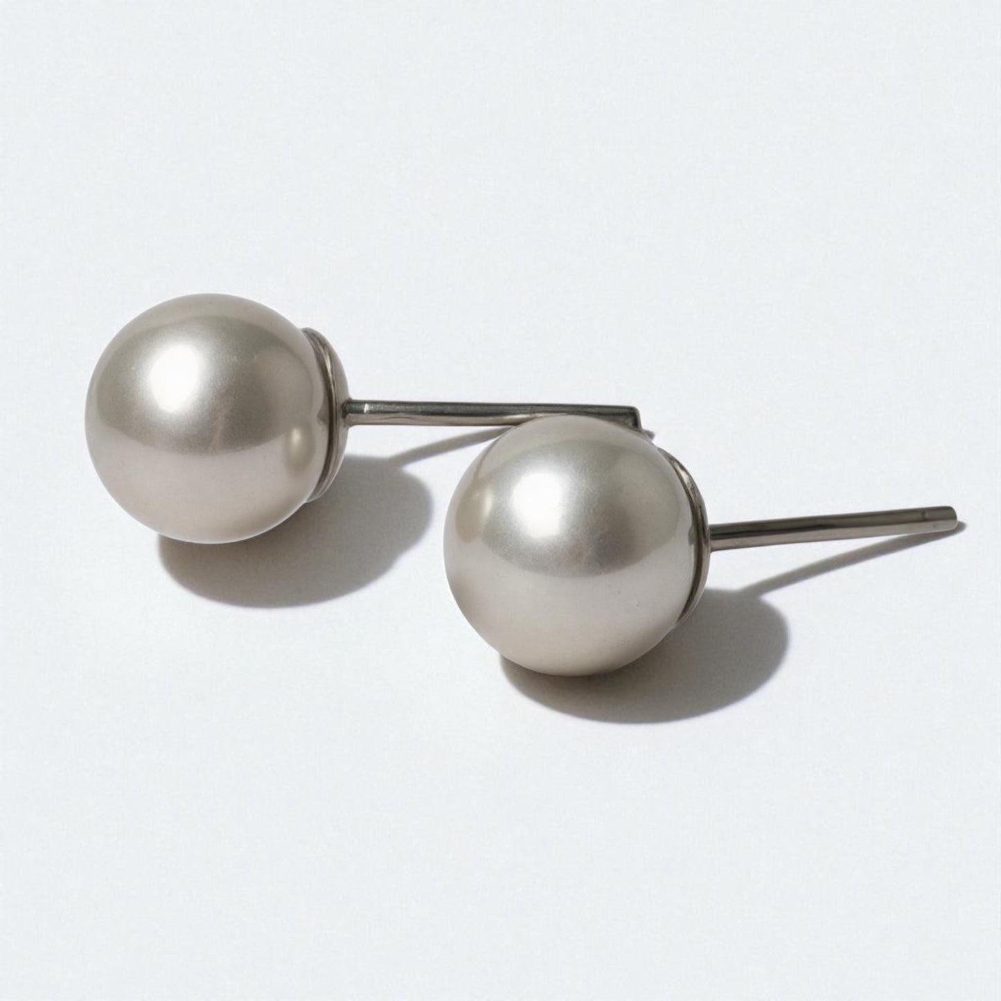 Simply Pearl Studs